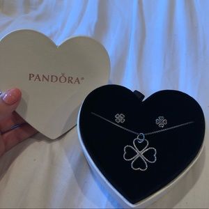 Pandora Clover Heart Necklace & Earrings Set